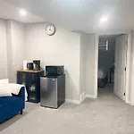 Sommie\'S Place 2 Bedroom Suite Near Yyc Airport